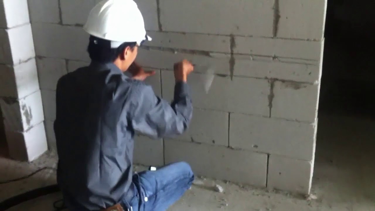 cách trộn vữa ốp gạch tường