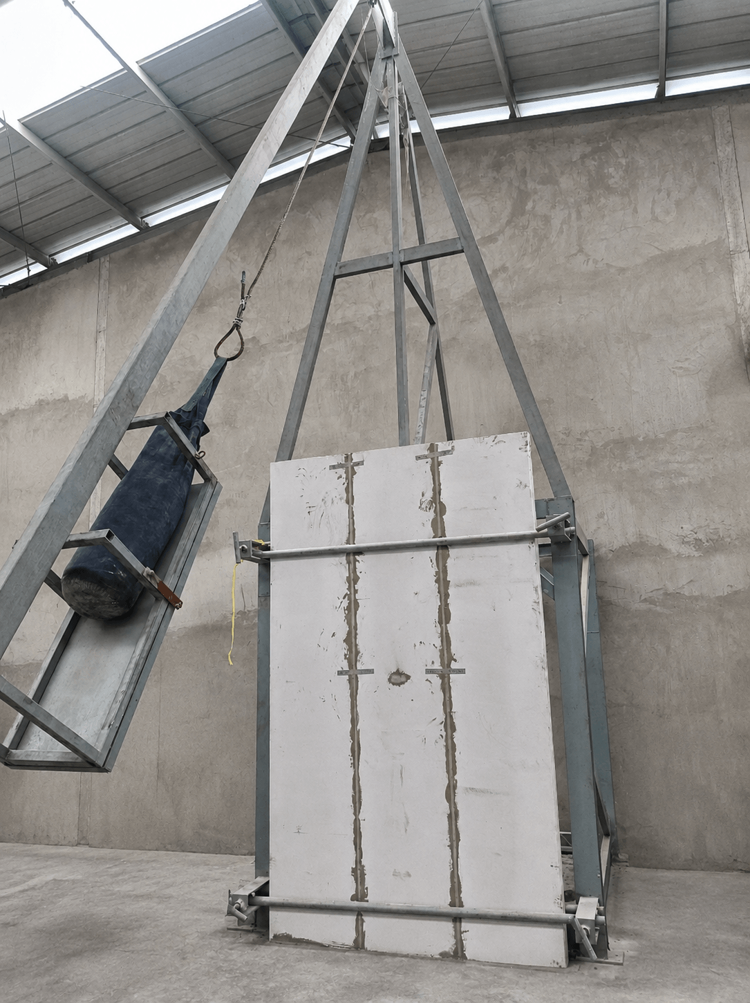 Độ Bền Va Đập Tường Panel ALC