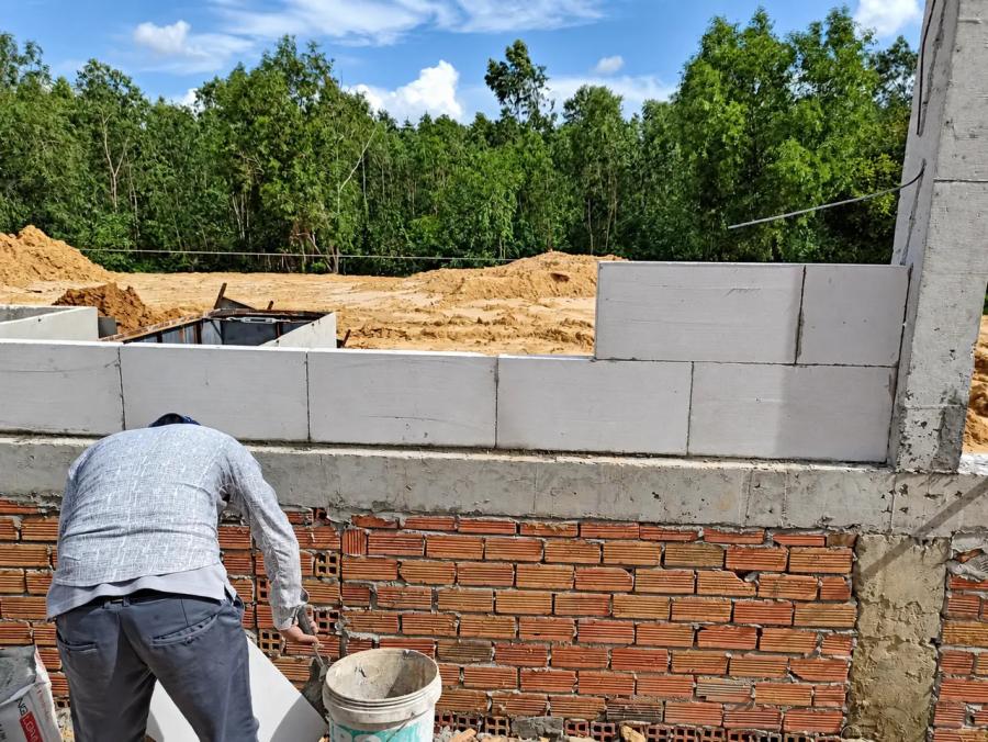 Chi phí xây và tô hai mặt 1 m² tường AAC